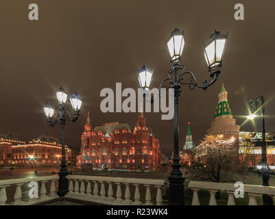 Nacht Blick auf das Historische Museum am Roten Platz in Moskau Stockfoto