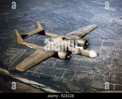 P-61 Black Widow of US Air Force 419th Night Fighter Squadron auf der Flucht, circa 1944 Stockfoto