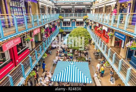 Königlichen Gerichtshof Food Market in Soho, London, England, Vereinigtes Königreich, Europa Stockfoto