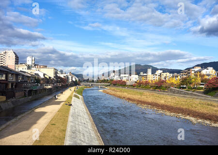 Fluss Kamo, Kyoto, Japan, Asien Stockfoto