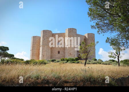 Castel del Monte, Italien - Juli 2014: Schloss in Andria, Region Apulien, im Süden von Italien, UNESCO Weltkulturerbe Stockfoto