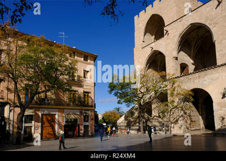 Serranos Türme, Los Fueros Platz, Valencia, Spanien Stockfoto