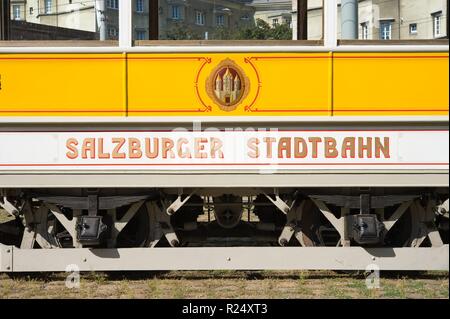 Das Wiener Straßenbahnmuseum ist ein dem öffentlichen Verkehr gewidmetes Museum in Wien und das größte Straßenbahnmuseum der Welt". Der Video der Stockfoto