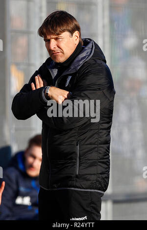 Braunschweig, Deutschland. 16 Nov, 2018. Fussball: Testspiel, Eintracht Braunschweig - 1.FC Magdeburg in der Eintracht Stadion. Magdeburg Trainer Michael Oenning. Quelle: Joachim Sielski/dpa/Alamy leben Nachrichten Stockfoto