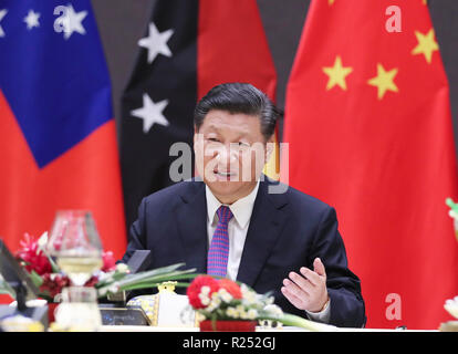 (181116) - Port Moresby, November 16, 2018 (Xinhua) - der chinesische Präsident Xi Jinping Hosts eine gemeinsame Sitzung mit Papua-neuguinea Ministerpräsident Peter O'Neill, Präsident Peter Christian der Föderierten Staaten von Mikronesien, Premierminister Malielegaoi Tuilaepa von Samoa, Vanuatu Premierminister Charlot Salwai, Premierminister Henry Puna der Cook Inseln, Premierminister Samuela Akilisi Pohiva von Tonga, Niue Premier Toke Talagi und Fidschi Vertreter der Regierung, der Verteidigungsminister Ratu Inoke Kubuabola, und liefert eine Grundsatzrede in Port Moresby, Papua Neu Guinea, Nov. 16, 2018. (Xinhua / Xie Hua Stockfoto