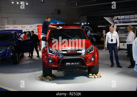 Corato, Polen, 16. November 2018: Isuzu Auto Modelle an der Warschauer Motor Show präsentiert. Credit: Jake Ratz/Alamy leben Nachrichten Stockfoto