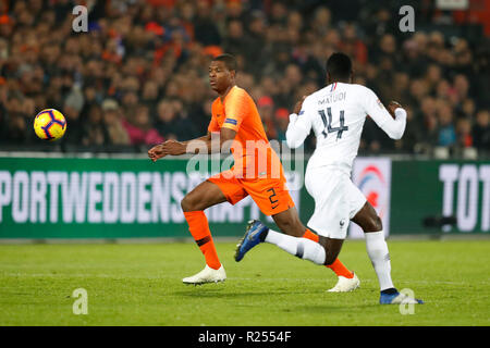 Rotterdam, die Niederlande. 15. November 2018. ROTTERDAM, Stadion De Kuip, 03.12.-20-18, Fußball, Saison 2018 / 2019, Niederlande player Denzel Dumfries, Blaise Matuidi. Credit: Pro Schüsse/Alamy leben Nachrichten Stockfoto