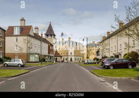 Dorchester, England, UK - 30. Mai 2015: Häuser und Wohnanlagen in Poundbury, der Preis von Wales der geplanten neuen Stadt am Rand der Dorchester i Stockfoto