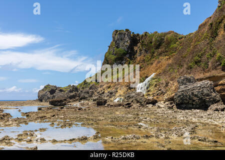 Küste von Okinawa von Gizeh Banta Klippe, Asato, Yaese, Shimajiri Bezirk, der Präfektur Okinawa, Japan Stockfoto