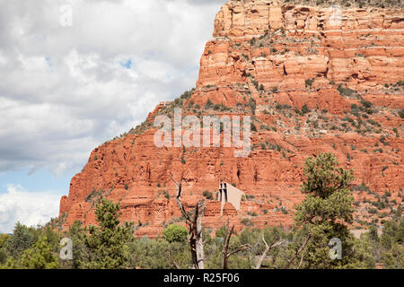 Blick entlang kleine Pferd wüste Wanderweg im Sedona Arizona Red Rock Buttes Stockfoto