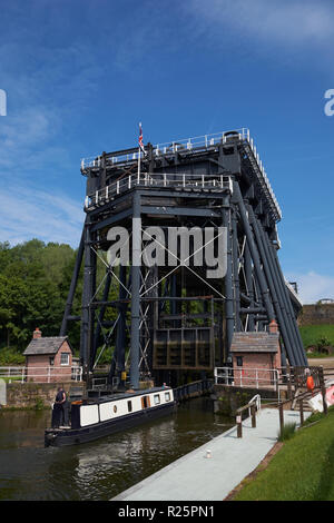 Ein 15-04 Eingabe der Anderton Boat Lift, Anderton, Northwich, Cheshire, UK. Stockfoto