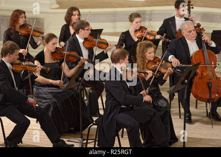 St. Petersburg, Russland - November 16, 2018: St. Petersburg Capella Symphony Orchestra Werke von Joseph Haydn in Sankt-petersburg Internatio Stockfoto