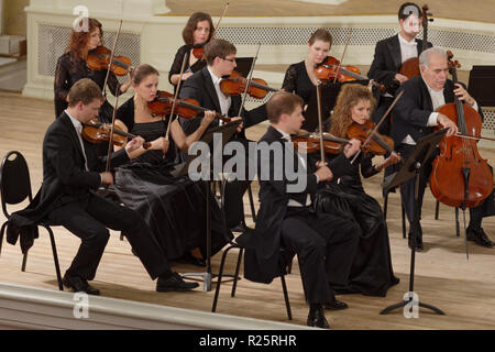 St. Petersburg, Russland - November 16, 2018: St. Petersburg Capella Symphony Orchestra Werke von Joseph Haydn in Sankt-petersburg Internatio Stockfoto