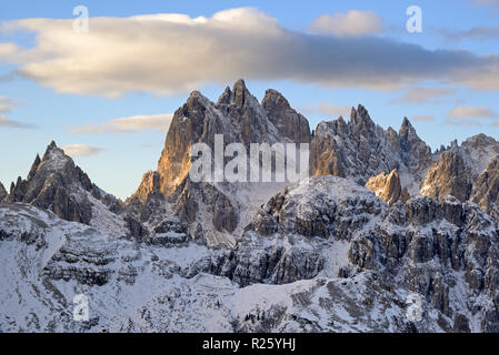 Blick von der Auronzohütte 2.320 m auf die Cadini mountain Group, Cadini di Misurina, Sextner Dolomiten, Südtirol Alto-Adige Stockfoto