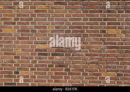 Old Red Brick Wall, die Anzeichen von Alter und Verfall Mörtel. Stockfoto