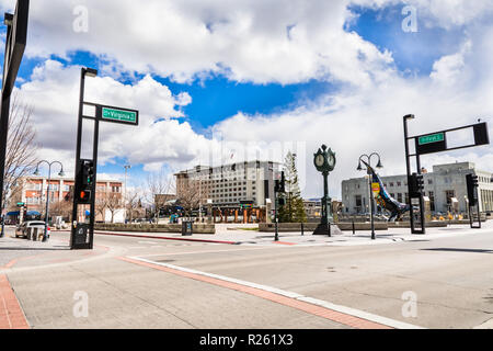 März 25, 2018 Reno/Nevada/USA - urbane Landschaft in der Stadt Plaza Stockfoto