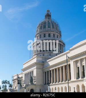 Havanna, Kuba - Januar 16, 2017: berühmten National Capitol (Capitolio Nacional) Gebäude. Die nationalen Capitol Gebäude wurde der Sitz der Regierung in Cu Stockfoto