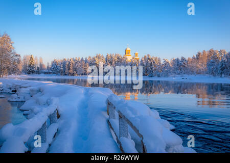 Snowy River Blick von Kuhmo - Finnland. Stockfoto