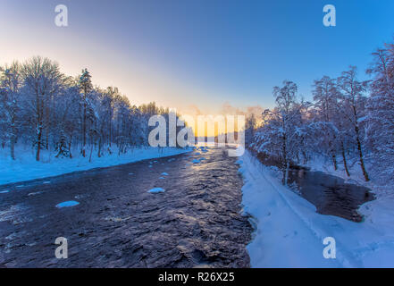 Snowy River Blick von Kuhmo - Finnland. Stockfoto