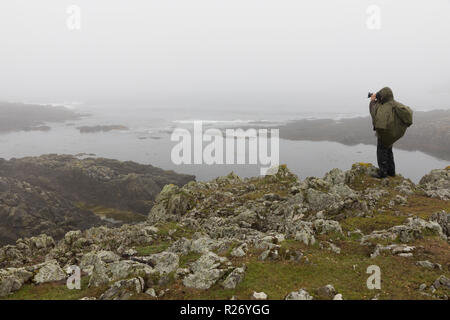 Single Fotograf, Foto, Landschaft im Nebel, Fair Isle, Shetland Inseln Stockfoto