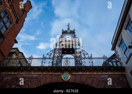 Reich verzierte Eastgate Clock in Chester, Cheshire, UK am 12. Mai 2017 g Stockfoto