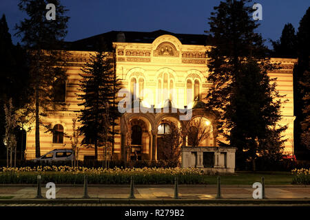 SOFIA, Bulgarien - 25 April, 2018: Das Gebäude des Heiligen Synod in Sofia, Bulgarien. Stockfoto