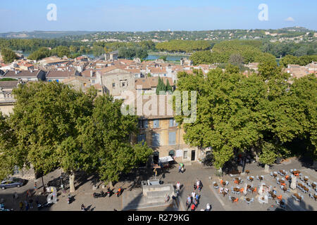 Panoramaaussicht, High-Angle oder Luftbild über Avignon Provence Frankreich Stockfoto