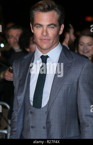 Die BFI 62 London Film Festival europäische Premiere von Outlaw König" im Cineworld Leicester Square - Ankunft mit: Chris Pine Wo: London, Vereinigtes Königreich, wenn: 17 Okt 2018 Credit: Mario Mitsis/WENN.com Stockfoto