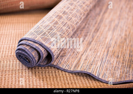 Bild der Wicker organische Bambus Teppiche am inneren Shop Stockfoto