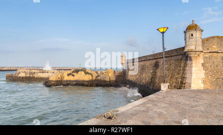 Marktplatz des alten Zentrums von Lagos, Algarve, Portugal Stockfoto