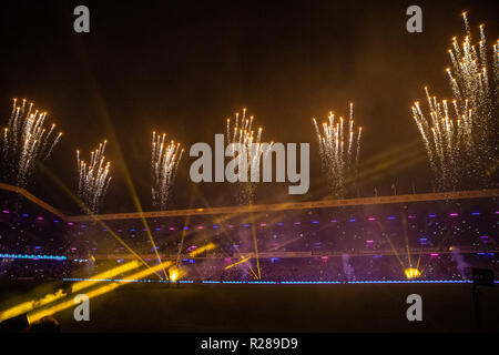 Das Stadion Murrayfield, Edinburgh, Großbritannien. 17. Nov, 2018. Rugby Union, Herbst internationale Reihe, Schottland gegen Südafrika; Pre match Unterhaltung Quelle: Aktion plus Sport/Alamy leben Nachrichten Stockfoto