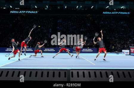 London, Großbritannien. 17. November 2018. Alexander Zverev erreicht die Titel Finale nach einem Sieg über Roger Federer. Credit: Paul Cunningham/Alamy leben Nachrichten Stockfoto