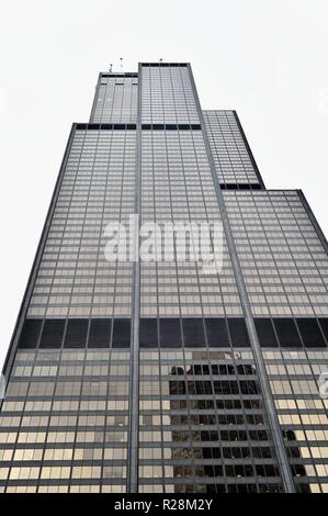 Chicago, Illinois, USA. Der Willis Tower (vormals Sears Tower) in Chicago Loop. Stockfoto