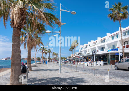 Meer Taverne und Geschäfte, Poseidonos Avenue, Paphos (Pafos), Pafos Bezirk, Republik Zypern Stockfoto