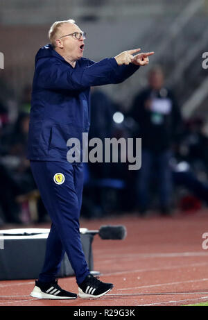 Der schottische Manager Alex McLeish zeigt sich während des Spiels der UEFA Nations League, Gruppe C1 im Loro Borici Stadium, Shkoder, auf der Touchline. DRÜCKEN SIE VERBANDSFOTO. Bilddatum: Samstag, 17. November 2018. Siehe PA Geschichte Fußball Albanien. Bildnachweis sollte lauten: Adam Davy/PA Wire. EINSCHRÄNKUNGEN: Nur für redaktionelle Zwecke, keine kommerzielle Nutzung ohne vorherige Genehmigung Stockfoto