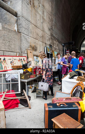 Brooklyn, NY, USA - Oktober 8, 2018: Brooklyn Flea, Dumbo Brooklyn. Stockfoto