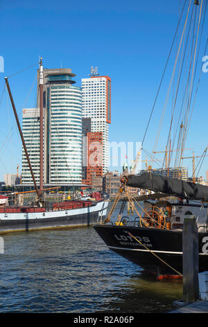 Boote in Veerhaven Marina, Rotterdam, Zuid Holland, Niederlande Stockfoto