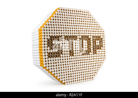 Stop Smoking Sign gemacht von Zigaretten auf weißem Hintergrund Stockfoto