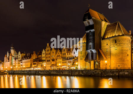 Nacht Foto des Canal waterfront der Stadt Danzig, Polen. Stockfoto