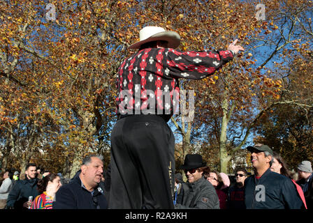 Sonntag Redner und Zuhörer bei Speakers Corner, in der Nähe von Marble Arch, Hyde Park, London, UK Stockfoto