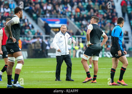 England Haupttrainer Eddie Jones während der Internationalen Test Match zwischen England und Japan im Twickenham Stadium in London am 17. November 2018. Quelle: LBA/Alamy leben Nachrichten Stockfoto