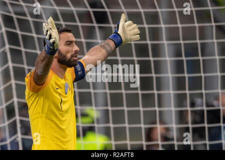 Rui Patricio dos Santos (Portugal) während der UEFA Nationen Liga 2018-2019 Übereinstimmung zwischen Italien 0-0 Portugal bei Giuseppe Meazza Stadion am 17. November 2018 in Mailand, Italien. Credit: Maurizio Borsari/LBA/Alamy leben Nachrichten Stockfoto