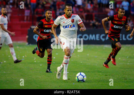 Recife, Brasilien. 18 Nov, 2018. Spiel beim Sport x Flamengo am Sonntag (18.), ein Gleiches gilt für die 35. Runde der brasilianischen Meisterschaft der Serie A 2018, gehalten in Ilha do Retiro, Recife, PE. Credit: Rafael Melo/FotoArena/Alamy leben Nachrichten Stockfoto