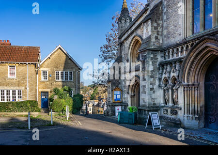 Blick auf St. Johannes der Täufer Kirche in sanften Street, On Frome, Somerset, UK am 17. November 2018 Stockfoto