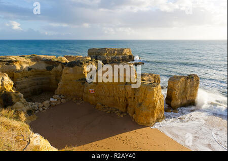 Praia do Castelo Castelo Strand, Algarve, Portugal Stockfoto