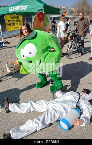 Greenpeace organisiert eine geschieht gegen Pestizide, Lyon, Frankreich zu protestieren Stockfoto