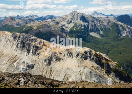 Allgemeine Ansicht der Tronador Berg der südlichen Anden und Alerce und Castano Overa Gletscher Stockfoto