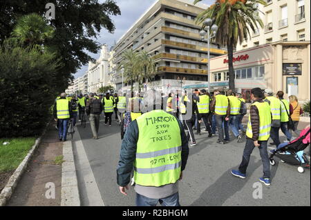 Gelb Demonstranten in Nizza Stockfoto