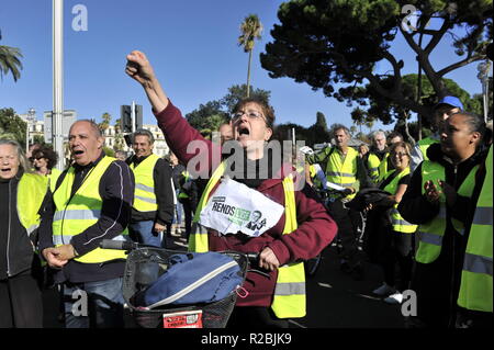 Gelb Demonstranten in Nizza Stockfoto