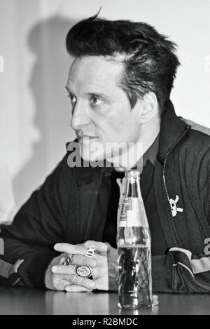 Bela B. in der Pressekonferenz des FC St. Pauli zur Einhunderth" pressehaus - Geburtstagsfeier, Millerntor, Hamburg, Deutschland Stockfoto